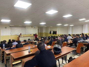 Ar-Ge Maraton Hızlandırma Programı 3’ü Elektrik-Elektronik Mühendisliği Öğrencileriyle Buluşturduk!